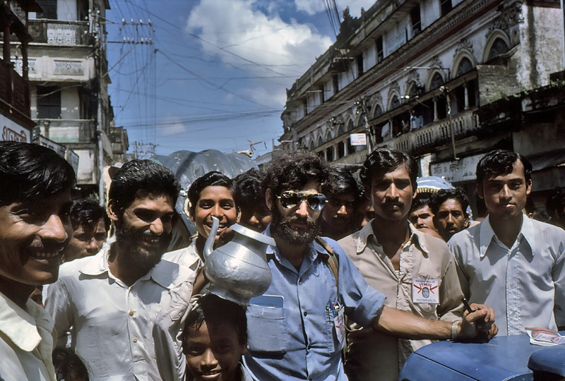 1975 Bangladesh. Central Dhaka. First search after coup
