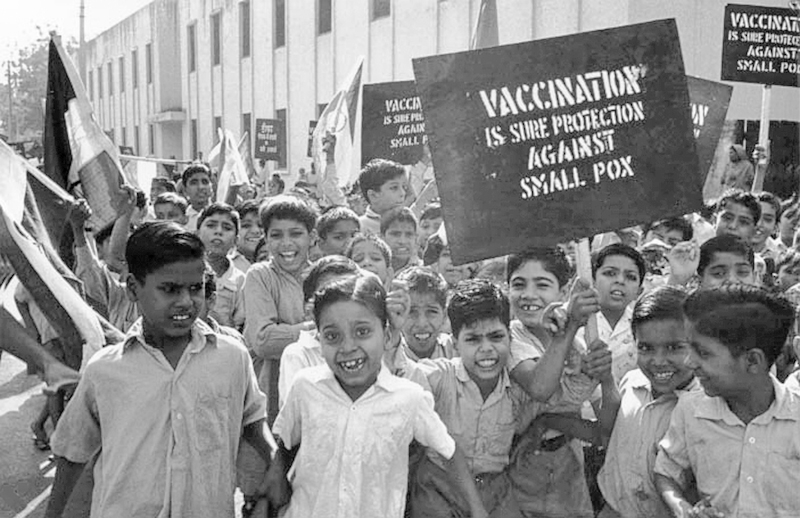 1963 India. Smallpox vaccination campaign
